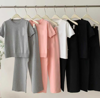 Ensemble deux pièces décontracté et tendance pour femme : pull ample en maille ajourée et pantalon