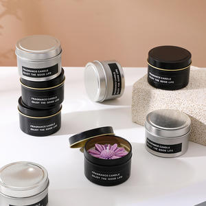 Petite bougie artisanale en cire de soja dans un pot en fer, motif petite marguerite, pour cérémonie, festival de la déesse, mariage, cadeau créatif - Product Image 4