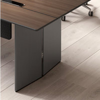 Scrivania Direzionale IULTRA Moderna Modulare Multicomparto Personalizzabile Minimalista con Gestione Cavi Design Ecologico per Ufficio