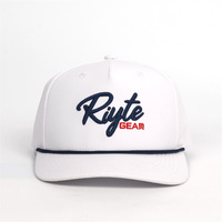 Casquette en nylon 5 panneaux de haute qualité avec logo brodé 3D, étiquette tissée et cordon