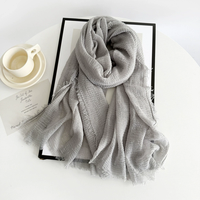 Foulard Hijab Uni Effet Froissé à Bords Effilochés pour Femme, Châle Doux et Plissé