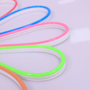 Bande fluo haute luminosité en silicone Led fluo Flex 12V bande 6Mm <span class=keywords><strong>1</strong></span> Cm Rgb Led néon Flex bande lumineuse 220V pour plafond - Product Image 4