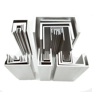 <span class=keywords><strong>Profil</strong></span>é <span class=keywords><strong>en</strong></span> <span class=keywords><strong>U</strong></span> <span class=keywords><strong>en</strong></span> aluminium poli sur mesure, extrusion <span class=keywords><strong>en</strong></span> forme de <span class=keywords><strong>U</strong></span> pour la décoration et la salle de bain, rails de <span class=keywords><strong>profil</strong></span>és <span class=keywords><strong>en</strong></span> C - Product Image 4