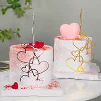 Meistverkaufter Camilla 1 Stück Gold Herz Acryl Cake Topper 10g für Valentinstag Dessert Hochzeit Party Kuchen Dekoration