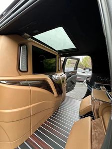 Usine personnalisé intérieur SUV modification luxe VIP console accoudoir siège arrière de voiture pour Cadillac <span class=keywords><strong>Escalade</strong></span> - Product Image 6