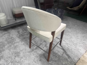 Chaise haute de bar moderne de luxe pour hôtels, cafés, restaurants, meubles de salle à manger en bois rembourrés, dossier confortable pour le café - Product Image 3