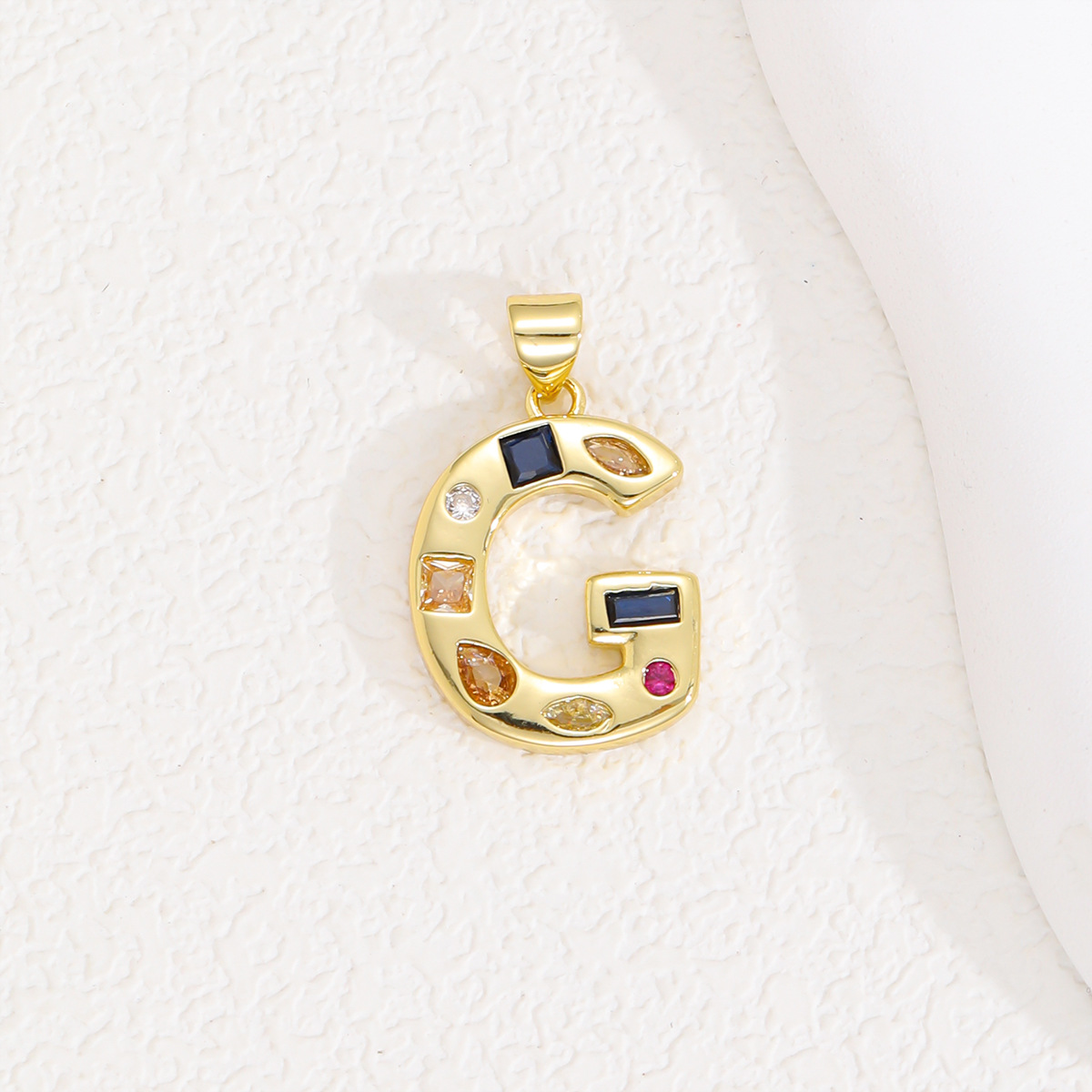 G (pendentif unique)