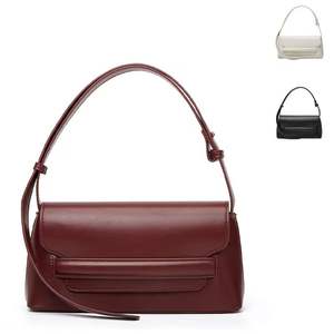 กระเป๋าถือหนังคุณภาพสูงสำหรับผู้หญิง ดีไซน์ใหม่ สไตล์เรโทร สะพายไหล่หรือสะพายข้าง เหมาะสำหรับงานกลางคืน - Product Image 1