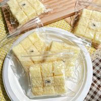 Carré de lait de coco râpé en caoutchouc ultra-doux, imitation alimentaire, anti-stress, à remontée lente, pour la décompression