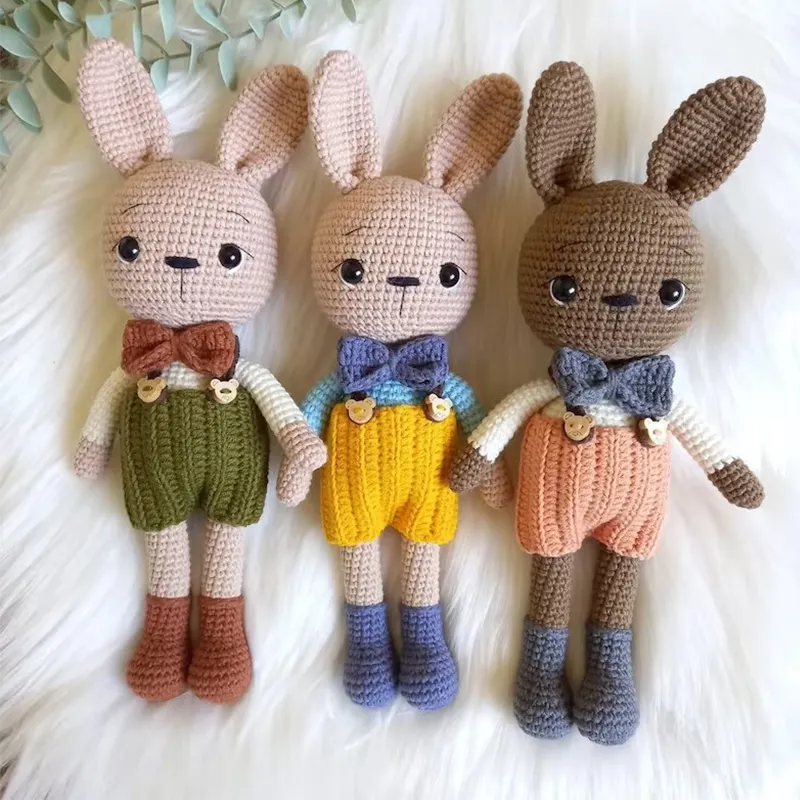100% coton doux Amigurumi trucs Animal personnalisé tricoté jouet pour enfant cadeau ensemble Crochet lapin Animal pour bébé cadeau ensemble