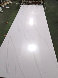 Panneau en PVC style européen moderne, effet marbre brillant, avec placage en charbon de bambou, pour salle de bain et design graphique - Product Image 1