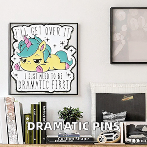 دبابيس المينا الحيوانية الأولى الدرامية مضحك دبابيس دبابيس طية صدر السترة على ظهره شارة الفاكهة تحت عنوان هدية للأصدقاء مصنوعة من المعدن - Product Image 3