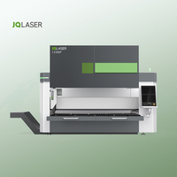 Découpeuse laser haute vitesse entièrement fermée 1500x3000mm, machine de découpe laser à fibre pour acier au carbone, acier inoxydable, aluminium