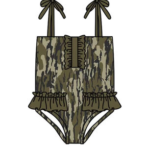 S0755 Traje de Baño Personalizado para Niña Pequeña, Estampado de Camuflaje Verde, Venta al por Mayor, Traje de Baño de Manga Corta de 2 Piezas - Product Image 1