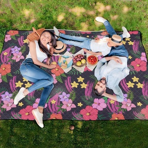 New Arrival Hawaiian Waterproof Portable Picnic Blankets Foldable Hand Bag Puakenikeni Custom Camping Blanket for Beach - Product Image 6