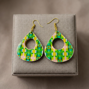 Bast <b>Printed</b> <b>Flower</b> Resin Earrings Luxury Design Women's Christmas Party Use Fashion Jewelry Uttar Pradesh Falak World Export - Product Image 1