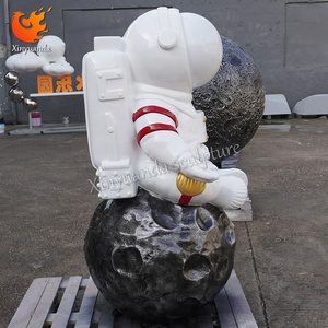 מוזיאון המדע כניסה מצויר אסטרונאוט על פיסול הירח, נושא חלל פיברגלס, עיצוב מקום קישוט - Product Image 3