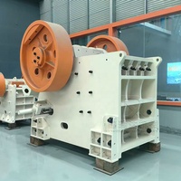 Concasseur à mâchoires européen de grande capacité série C avec moteur AC pour l'exploitation minière et la construction, recyclage des déchets, capacité 50-1400t/h