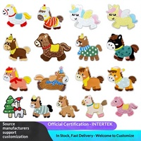 Autocollant brodé auto-adhésif avec motif d'animaux mignons (cheval et poney) et fil à broder, pour la décoration de vêtements, d'étuis de téléphone portable et de sacs
