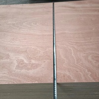 Contreplaqué en placage d'okoumé écologique personnalisé pour la décoration d'armoires, qualité marine, étanche, construction moderne, bureau, hôtel