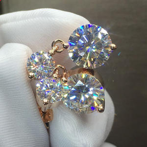 Orecchini a Perno E1164 in Oro con Diamante Taglio Brillante Rotondo, Montatura a Griffe, Gioielli Classici Unisex per Uso Quotidiano - Product Image 5