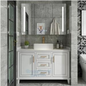 <span class=keywords><strong>Espejo</strong></span> de tocador Led con estante para <span class=keywords><strong>baño</strong></span>, conjunto de armario, lavabo de madera sólida, tocador de <span class=keywords><strong>baño</strong></span> usado - Product Image 4