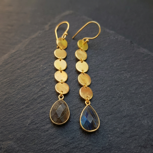 SOUMYA CREATIONS Pendientes de Moda con Gema de Labradorita en Forma de Pera, Latón Chapado en Oro de 18K para Aniversario - Product Image 1