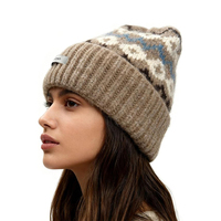 Bonnet d'hiver en jacquard avec logo, mélange de laine, tricot texturé élégant, bonnet souple unisexe à revers pour le ski