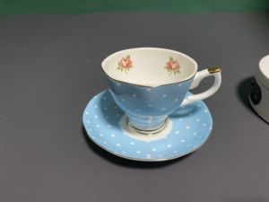 Factory Supply Ceramic European Style Luxury Porcelain Bone China Coffee Cup <b>and</b> <b>Saucer</b> Set Gold Trim Flower <b>Teacup</b> - Product Image 5