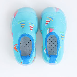 Premières chaussures <span class=keywords><strong>de</strong></span> marche pour bébé, semelle souple antidérapante, pré-marche avec maille respirante pour une utilisation en intérieur, empêche les chutes sur les surfaces lisses - Product Image 1