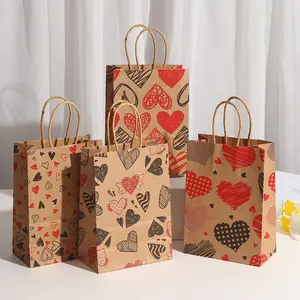 Pasokan langsung pabrik hadiah Hari Valentine tas kemasan portabel tas kertas Kraft hati cinta