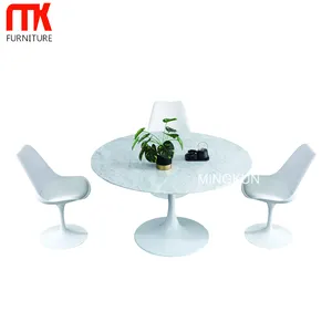 Modern lale yemek masası Carrara mermer ve beyaz metal taban