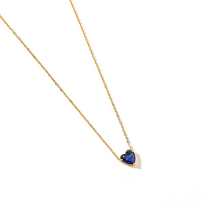 Collar de acero inoxidable con forma de corazón, circonita azul, chapado en oro de 18 quilates, para uso informal. - Product Image 4