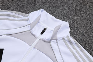 سترة كرة قدم رجالية عالية الجودة لموسم 2025-2026، سترة نصف سحاب خفيفة الوزن سريعة الجفاف وقابلة للتنفس مصنوعة من البوليستر 100٪، بدلة تدريب لكرة القدم - Product Image 3