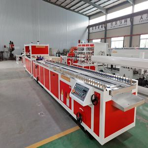 Ligne d'extrusion de profilés de fenêtres et de portes en <span class=keywords><strong>PVC</strong></span>, haute productivité, double vis, moule personnalisé avec capacité de pelletisation - Product Image 4