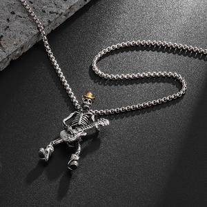 Collana Gotica con Teschio, Gioiello Punk da Donna con Ciondolo a Forma di Chitarra in Acciaio Inossidabile, Gioielleria Maschile per il Giorno dei Morti - Product Image 1