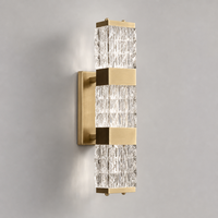 Applique murale LED en cristal de style nordique moderne européen avec installation encastrée et abat-jour doré pour salle de bain, salon, base d'ampoule E26