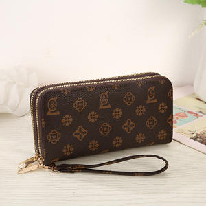 กระเป๋าสตางค์หนังแท้แบบสั้น 7 นิ้ว ดีไซน์ใหม่ คุณภาพสูง หรูหรา กันน้ำ ใส่บัตรได้  สำหรับทุกเพศ ราคาดีที่สุด - Product Image 4