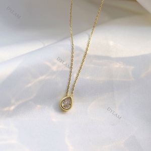 สร้อยคอจี้รูปหยดน้ำ Dylam Fashion ประดับด้วยเพชรคิวบิกเซอร์โคเนียออสเตรียสีขาว AAAAA สำหรับผู้หญิง - Product Image 3