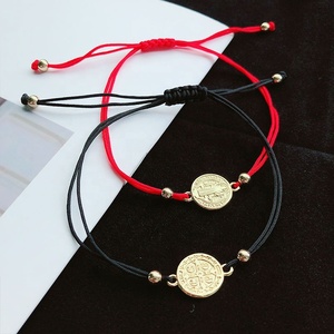 Pulsera con <span class=keywords><strong>Cruz</strong></span> de <span class=keywords><strong>San</strong></span> <span class=keywords><strong>Benito</strong></span>, brazalete negro y rojo, chapado en oro, de moda, venta al por mayor - Product Image 4