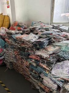 Proveedor Directo: Fardos de Ropa Nueva para Mujer, Niña y Niño, Vestidos Elegantes, Ropa al por Mayor, Fardos de Ropa Sheined al por Mayor - Product Image 5