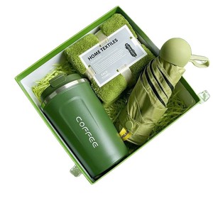 Juego de Toallas Premium en Caja de Regalo, Kit de Protección Solar para el Verano, Regalo para Familiares <span class=keywords><strong>y</strong></span> Amigos, Personalizable - Product Image 1