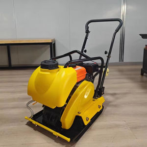 เครื่องอัดแผ่น80กก. พร้อมเครื่องยนต์อุปกรณ์ที่จำเป็นสำหรับการจัดสวน - Product Image 1