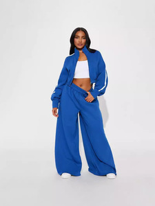 Conjunto de Dos Piezas para Mujer, Disponible en Stock, Manga Larga, Corte Regular, con Capucha, Poliéster Transpirable, Estilo Casual Urbano para Otoño, con Logotipo Personalizado - Product Image 4