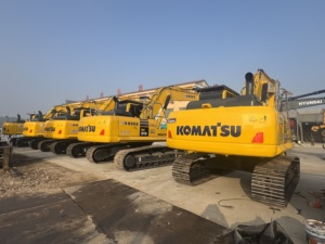 Excavatrice d'occasion Komatsu PC210LC en parfait état, noyau avec moteur, boîte de vitesse, pompe à engrenages, roulement 2022, modèle 5 tonnes, vente Japon - Product Image 2