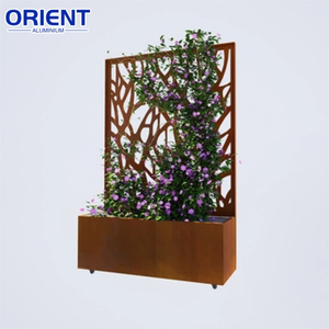 Pot de plantes d'extérieur personnalisé pour la maison et le jardin Pot de fleurs en métal Jardinière de paysage avec écran de clôture - Product Image 4