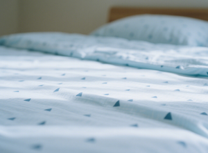 Venta caliente Diseño de Moda y sábana plana a juego para niños y adultos - Product Image 6