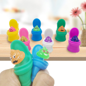 Jouet amusant anti-stress en PVC coloré en forme de mini-crotte pour garçons et filles - Product Image 2