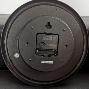 Reloj de pared moderno con decoración de pared de plástico negro fresco con logotipo personalizado de 10 pulgadas para coches, motocicletas, reloj de <span class=keywords><strong>tiendas</strong></span> comerciales relacionadas - Product Image 4