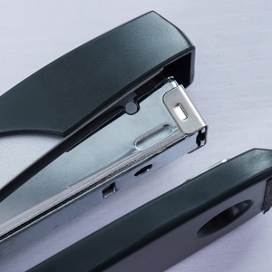 <span class=keywords><strong>Grapadora</strong></span> <span class=keywords><strong>de</strong></span> Metal <span class=keywords><strong>de</strong></span> tira completa extendida, material escolar <span class=keywords><strong>de</strong></span> oficina estándar promocional <span class=keywords><strong>de</strong></span> fábrica <span class=keywords><strong>de</strong></span> la fábrica <span class=keywords><strong>de</strong></span> La C-12 - Product Image 3